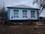 Будинок у центрі с.Підвисоке Новоархангельський р-н