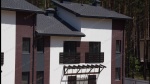 ТАУНХАУС с верхней ТЕРРАСОЙ с видом на сосны среди новых частных домов