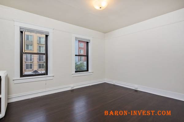 8 WEEKS FREE! 1st Floor, 1 Bd in a Beautiful Historic Building w/Mod