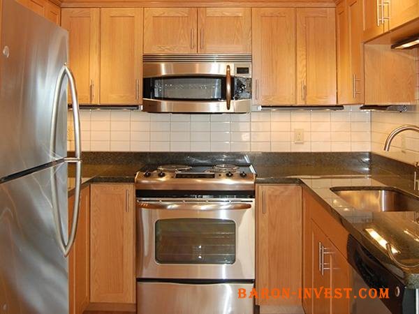 Deluxe kitchen, Crown molding, Spacious 912sf plan, SAVE BIG! 2BR apt