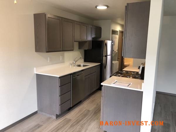 Gorgeous Remodeled 2 bed 1 bath!