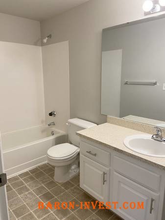 Hurry! This 2 BR 1 BA is available now! $500 gift card at move in