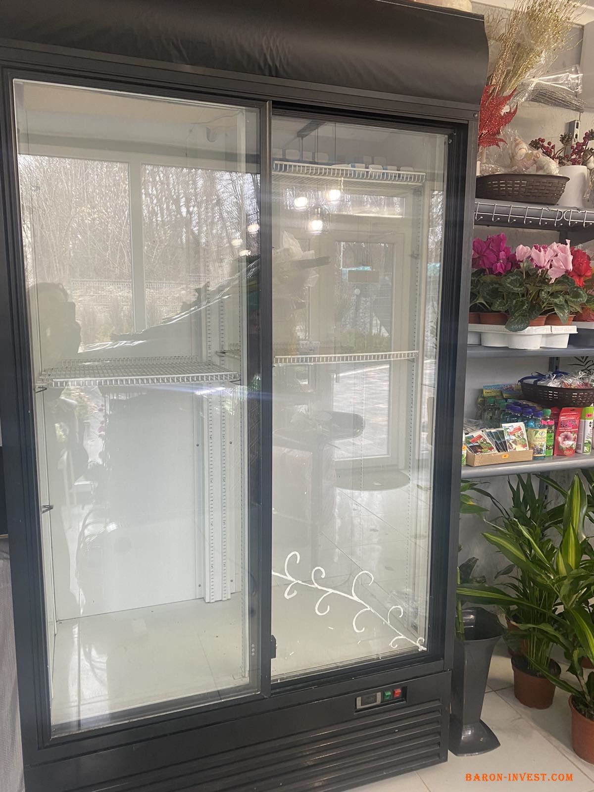 Холодильна камера для квітів