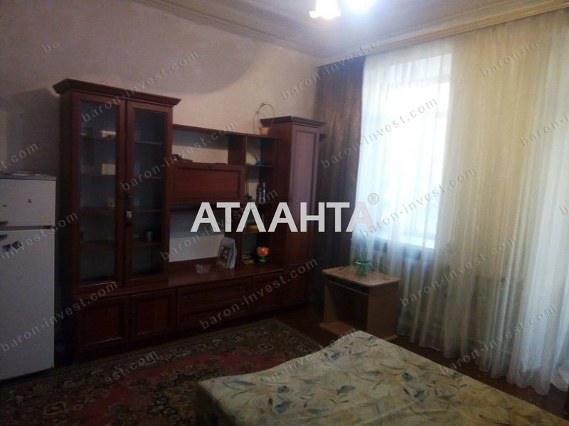 Продается комната в коммуне на улице Болгарской. k10-157553-5