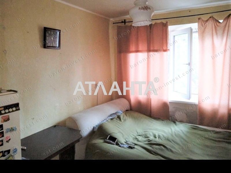 Продаётся комната в коммуне на улице Терешковой. k10-119185-10